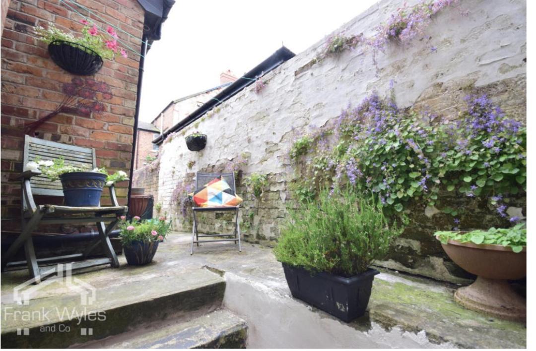 The Basement Apartment Lytham St Annes Exterior foto